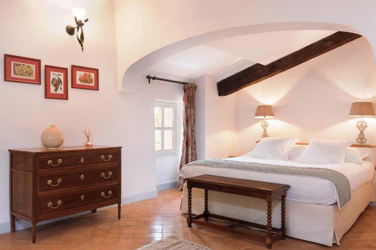 Standard Double Room - Hostellerie de l´Abbaye de la Celle - La Celle