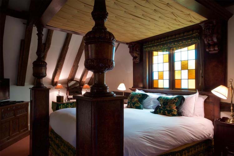 Deluxe Suite - Amberley Castle Hotel - Amberley