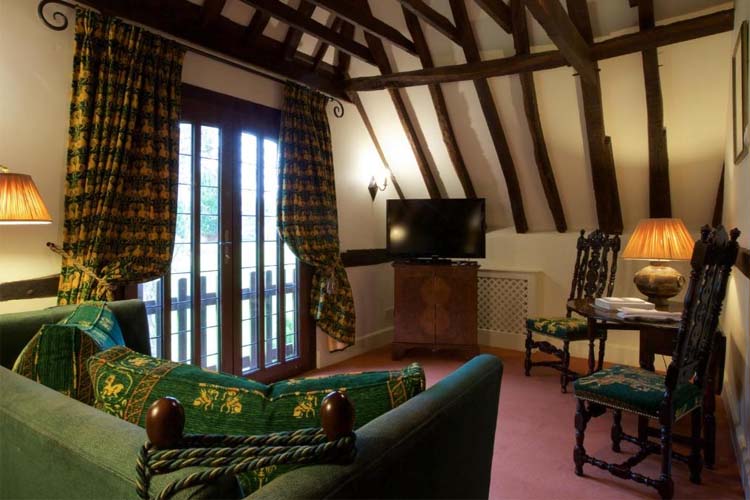 Deluxe Suite - Amberley Castle Hotel - Amberley