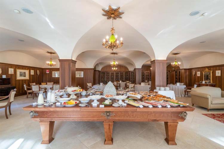 Breakfast - Relais & Chateaux Villa San Martino - Martina Franca
