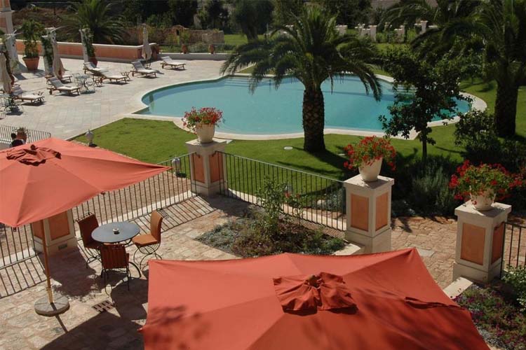 Terrace - Relais & Chateaux Villa San Martino - Martina Franca