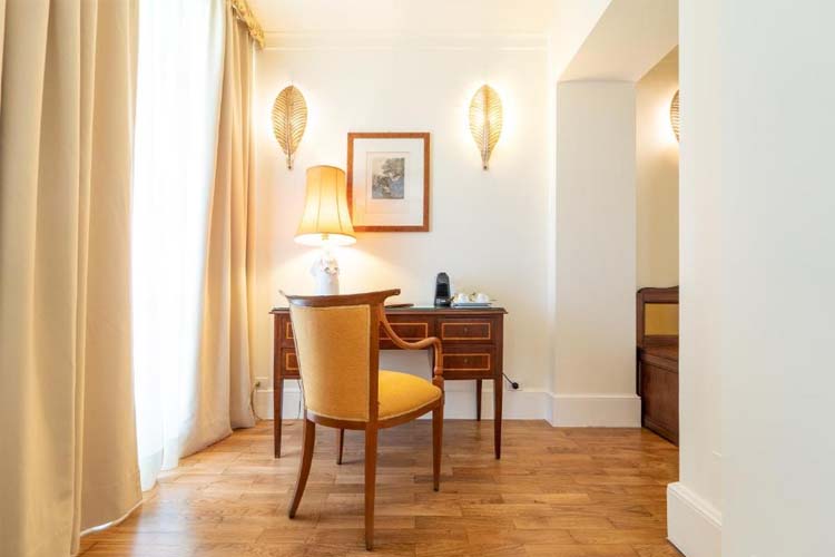 Junior Suite with Terrace - Relais & Chateaux Villa San Martino - Martina Franca