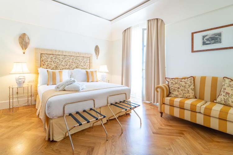 Junior Suite with Terrace - Relais & Chateaux Villa San Martino - Martina Franca