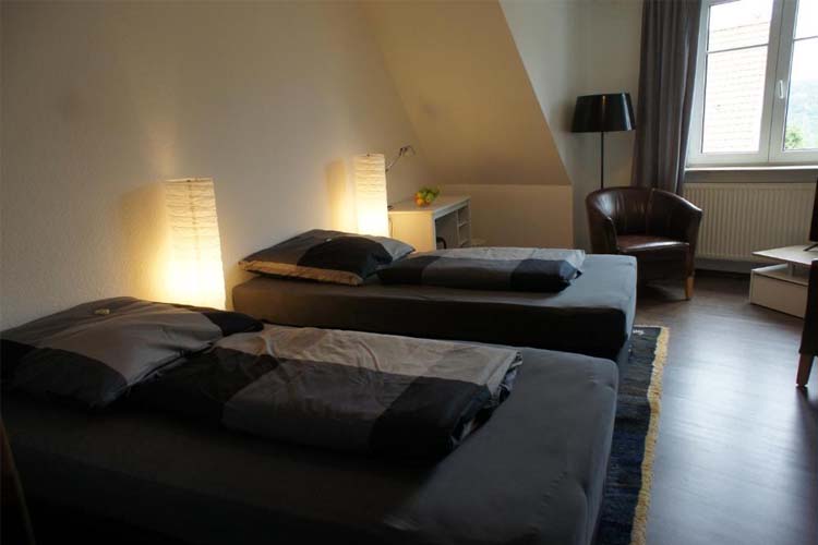 Apartment - Gästehaus Andrea - Stuttgart