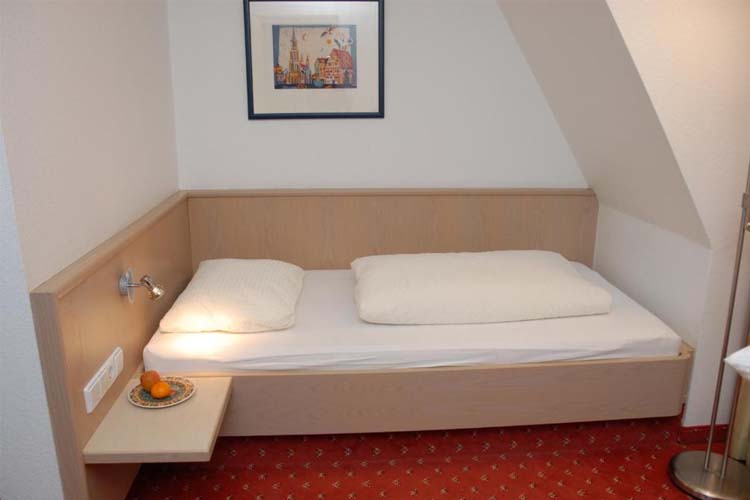 Single Room - Gästehaus Andrea - Stuttgart