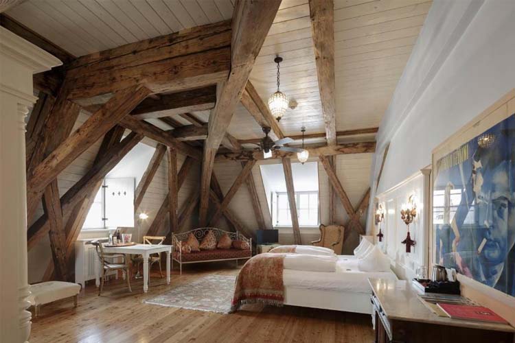Superior Double Room - Hotel Orphee-Grobes Haus - Regensburg