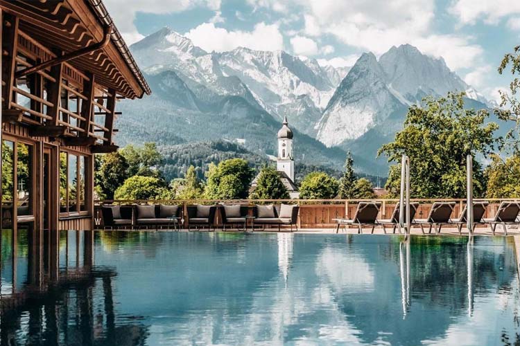 Pool - Werdenfelserei - Garmisch-Partenkirchen