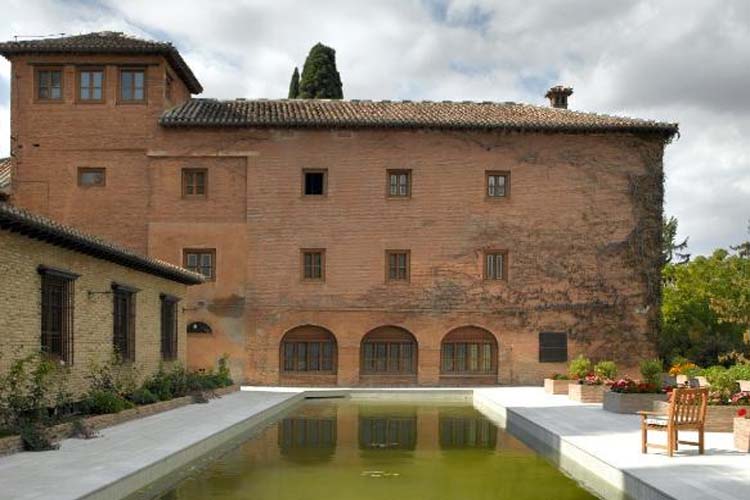 Building - Parador de Granada - Grenade