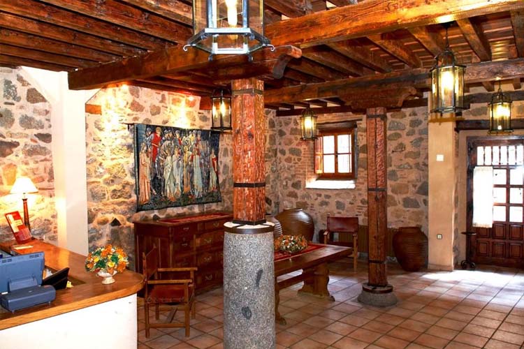 Entrance - Hotel Las Cancelas - Avila