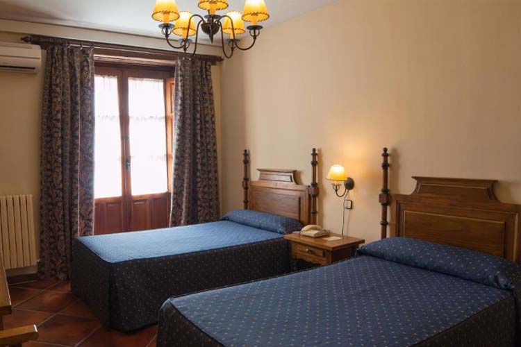 Twin Room - Hotel Las Cancelas - Avila