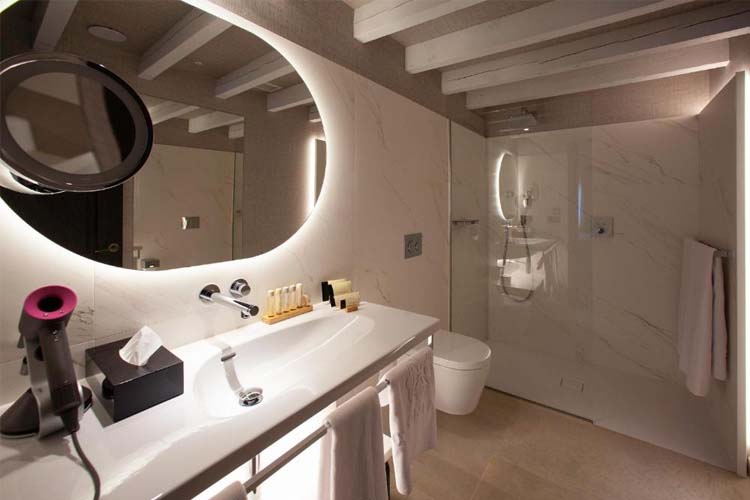 Deluxe Queen Room - Palacete Colonial - León
