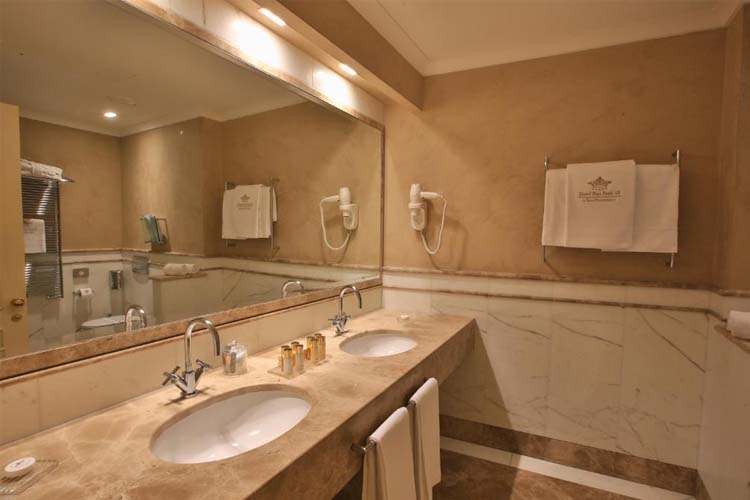 Deluxe Twin Room - Hotel Rua Frati 48 - Modena