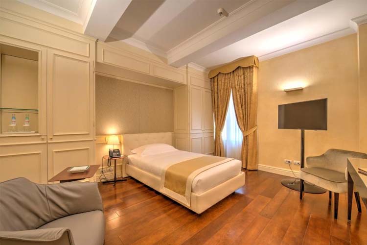 Single Room - Hotel Rua Frati 48 - Modena