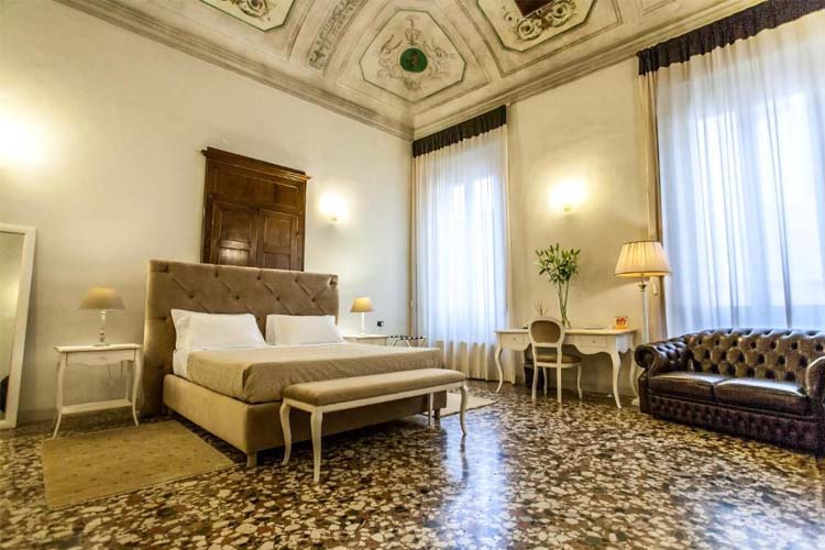 Room with Frescoes - Palazzo Galletti Abbiosi - Ravenna