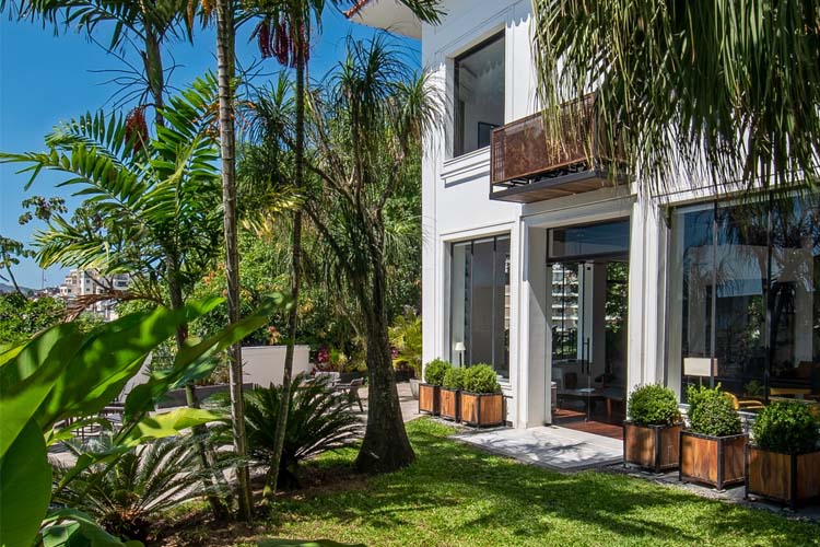 Entrance - Villa Paranagua - Rio de Janeiro