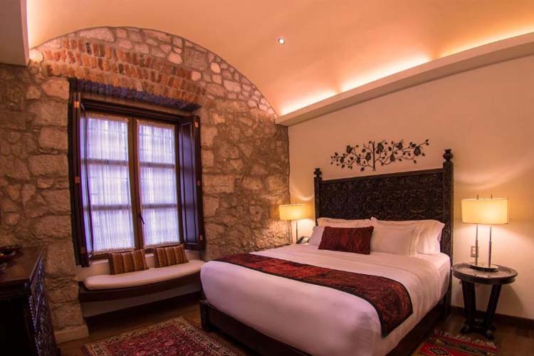 Standard King Room - Hotel de la Soledad - Morelia