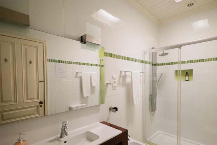 Main House Double Room - Solar de Lalém - São Miguel