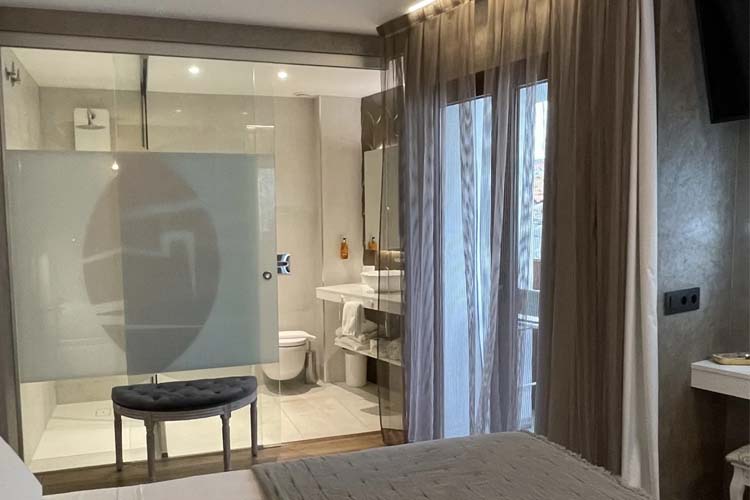 Deluxe Double Room with Balcony - Mamma Mia Hotel Boutique - Costa Brava