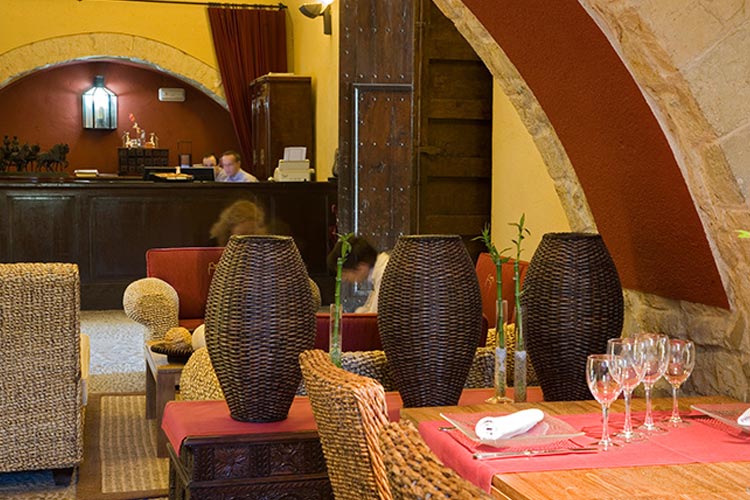 Restaurant - Palau Lo Mirador - Costa Brava