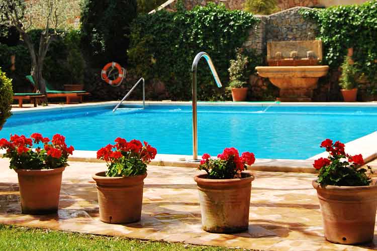 Swimming Pool - Valldemossa Hotel Restaurant - Valldemossa