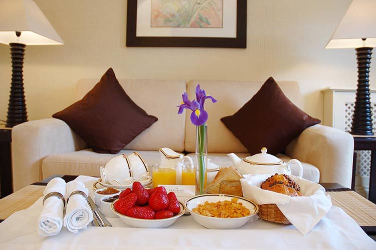 Breakfast Tray - The Beaufort - Londres