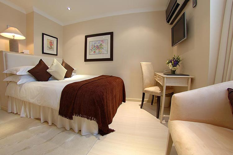 Single Room 52 - The Beaufort - Londres