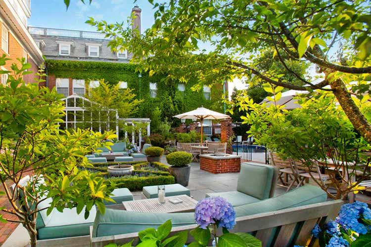 Garden - Vanderbilt Hotel - Newport