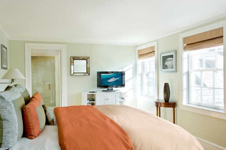 Deluxe Room - Vanderbilt Hotel - Newport