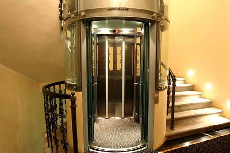 Lift - Ventana Hotel Prague - Prague