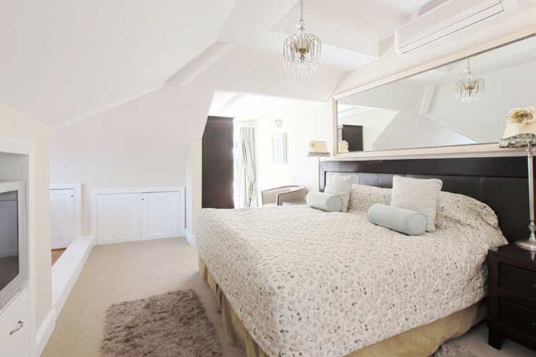 Luxury Room - Abbey Manor - Cape Town