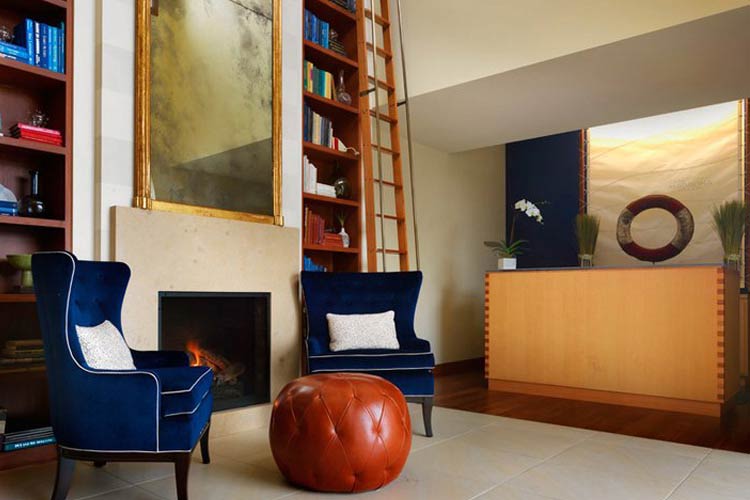 Front Desk - Casa Madrona Hotel &Spa - Sausalito