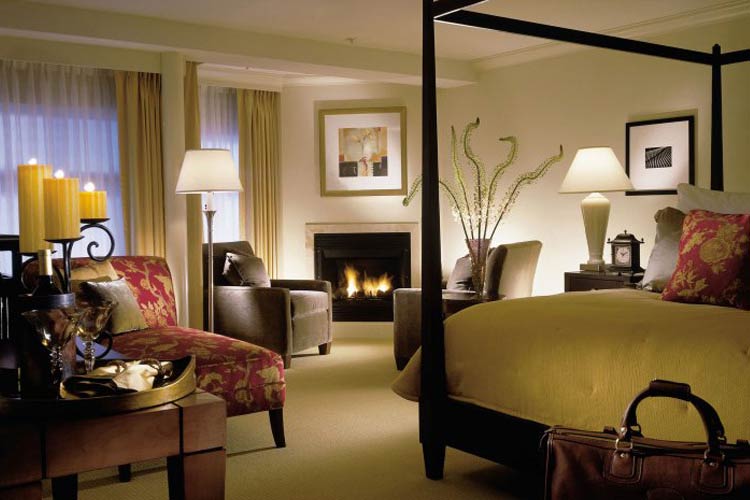 Courtyard King Room - Casa Madrona Hotel &Spa - Sausalito