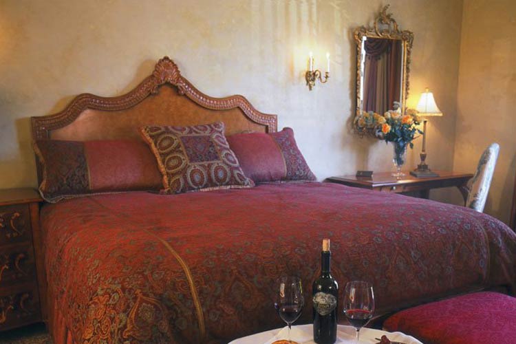 The Edna Cunningham Room - Ledson Hotel - Sonoma