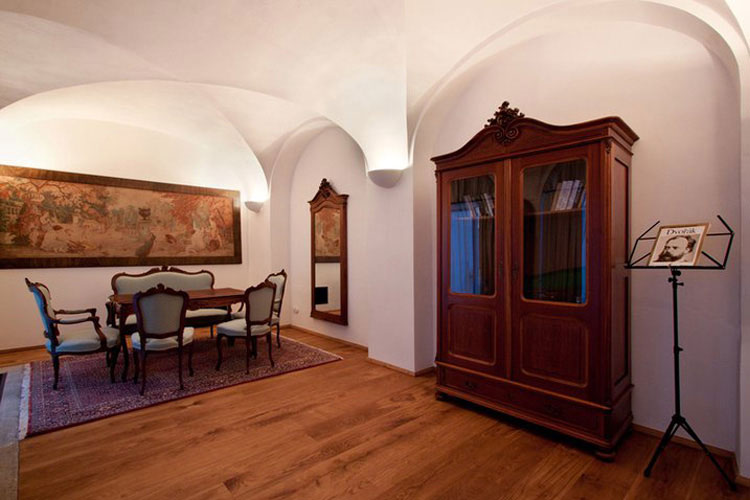Antonin Dvorak Suite - At the Green Grape - Prag