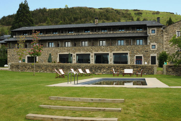 Facade - Bernat de So - Cerdaña