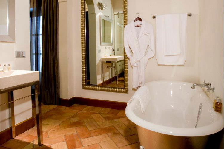 Bathroom - Hotel Claude Marbella - Costa del Sol