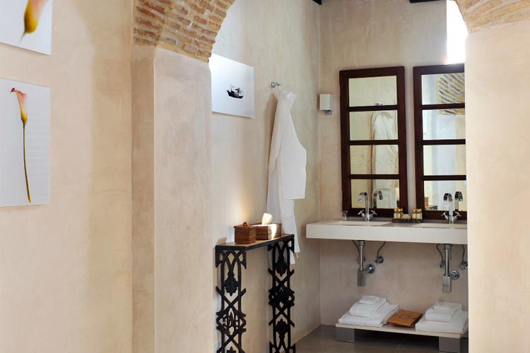 Classic Bathroom - Hotel V... - Cádiz