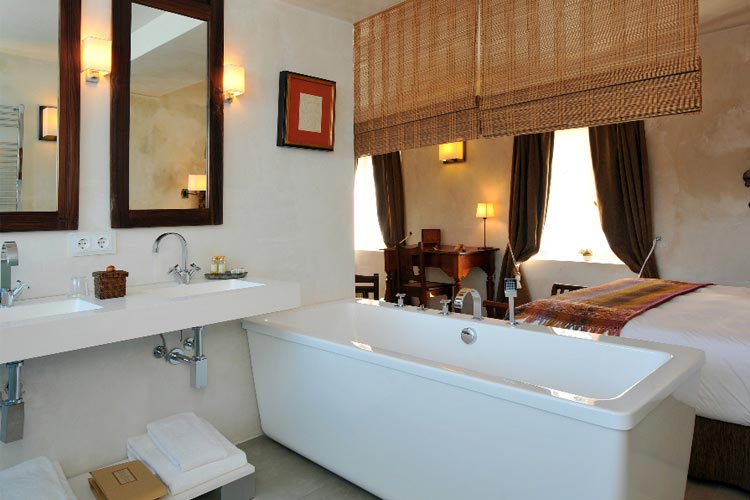 Superior Double Room 12 - Hotel V... - Cádiz