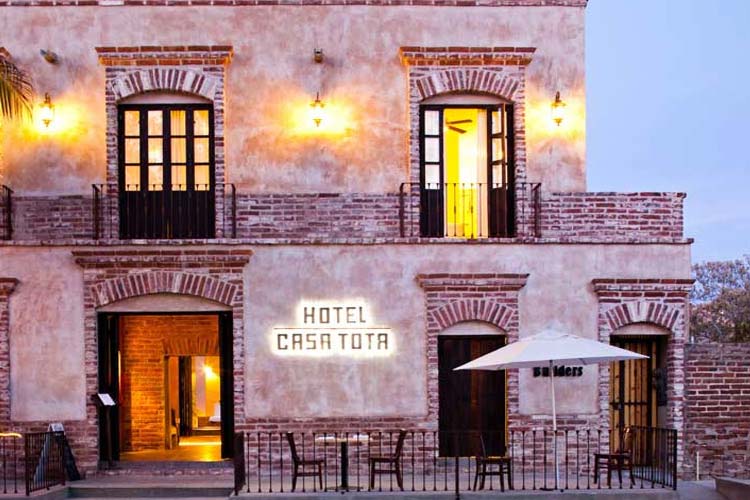 Entrance - Hotel Casa Tota - Todos Santos