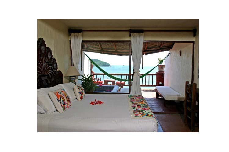 Junior Suite with Jacuzzi - Hotel Aura del Mar - Zihuatanejo