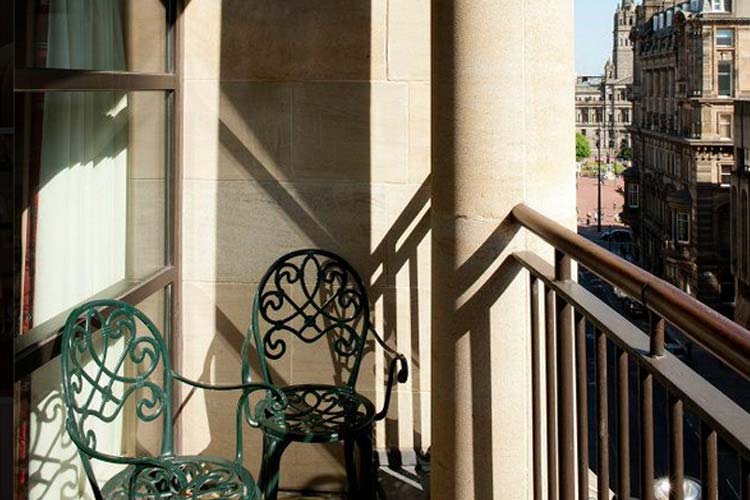 Club Balcony Room - Carlton George Hotel - Glasgow