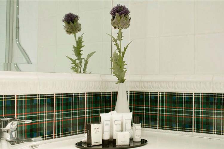 Bathroom - Carlton George Hotel - Glasgow