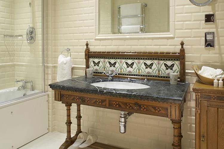 Bathroom - Draycott Hotel - London