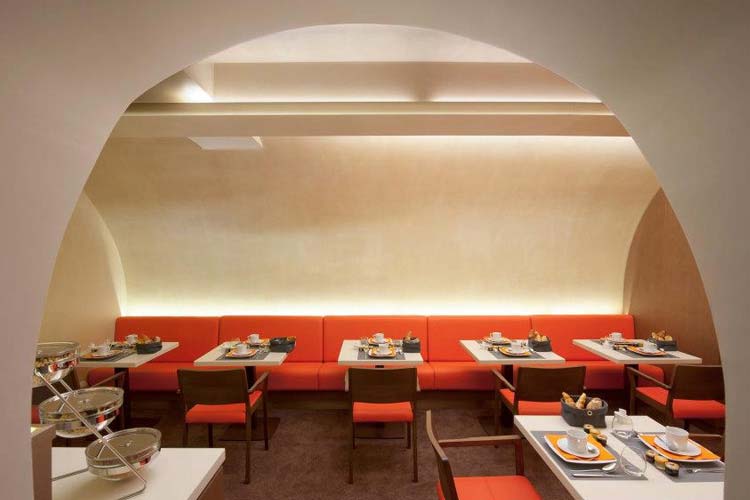 Breakfast Room - Hotel Le Tourville - Paris