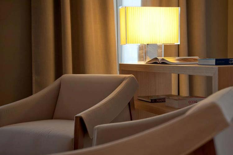 Details of The Lounge - Hotel Le Tourville - Paris