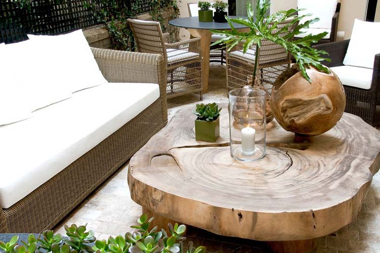 Courtyard - Hotel Recamier - Paris