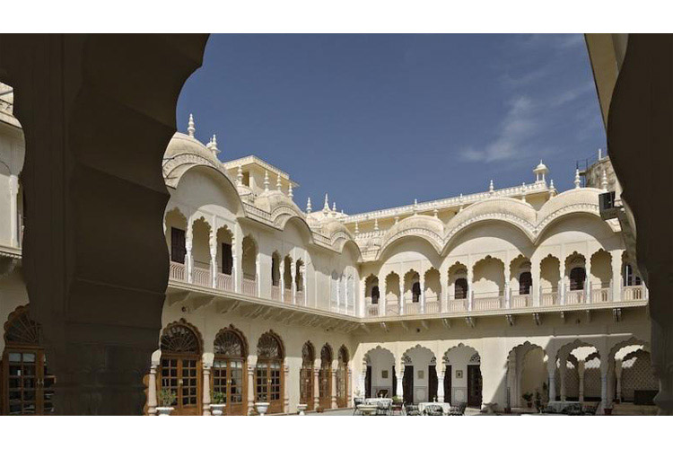 Courtyard - Alsisar Mahal - Heritage Hotel - Alsisar