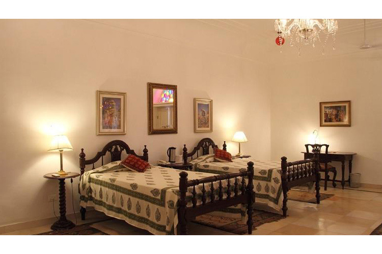 Standard Twin Room - Alsisar Mahal - Heritage Hotel - Alsisar