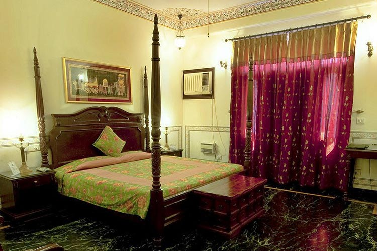 Rooms and Suites - Umaid Mahal - Jaipur