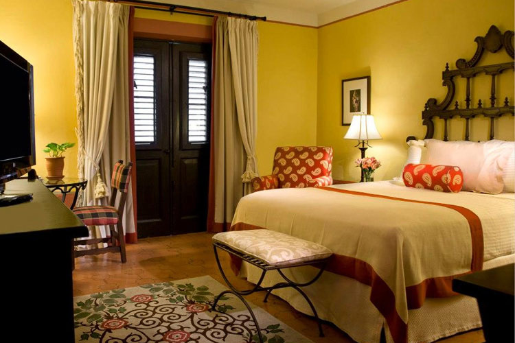 Queen Deluxe - Hotel el Convento - Old San Juan